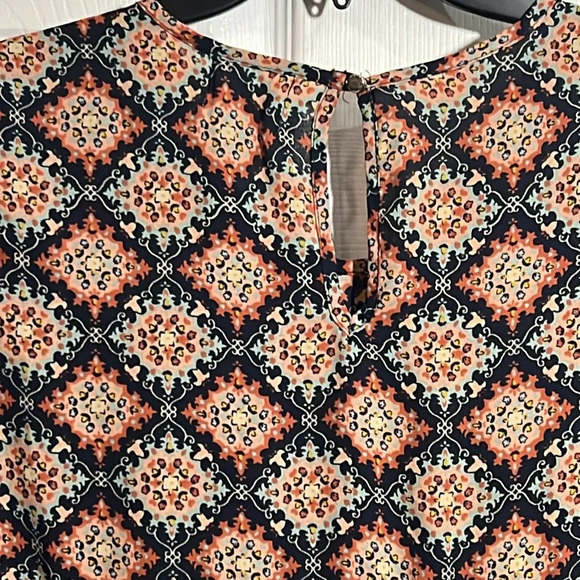 Sienna Sky women’s small blouse.  Multicolored. Preloved. - Picture 6 of 7